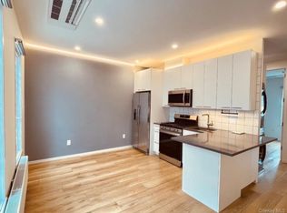 7153 69th Pl, Ridgewood, NY 11385