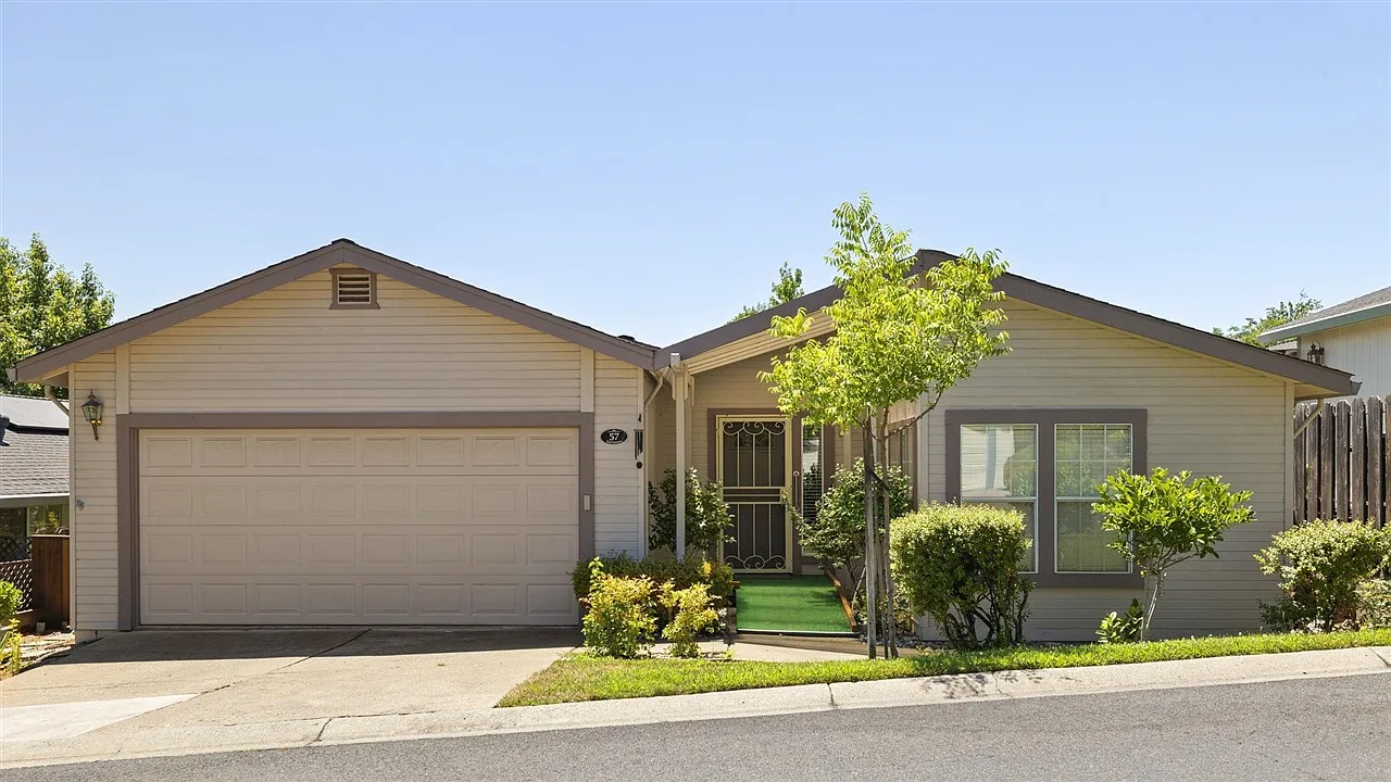 12660 Red Chestnut Ln Space 57 photo 1
