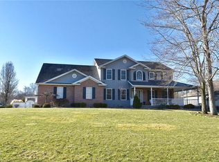 3862 Meander Dr, Mineral Ridge, OH 44440