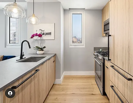 Rented by Apple Realty Group Corp | media 11