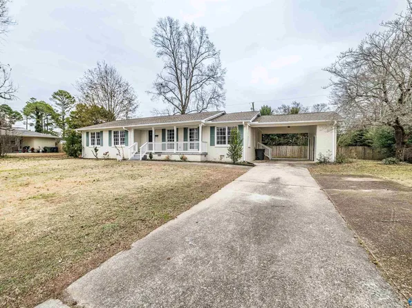 2815 Lafayette Rd SW, Huntsville, AL 35801