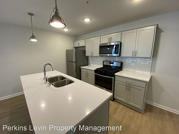 4th image of 1721 Lagoon Ave #10012726