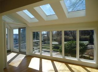 1476 C Drift Rd, Westport, MA 02790