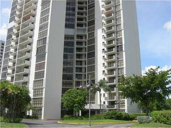 1st image of 18181 NE 31st Ct APT 2210