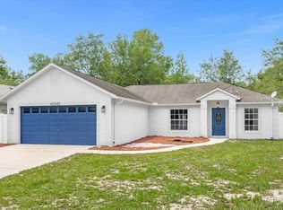 40045 Oakridge Dr, Lady Lake, FL 32159