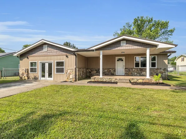 132 Meadowview Ln, Soddy Daisy, TN 37379