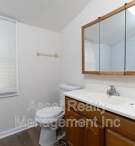 221 Hawthorne Ave #2 — Photo 25
