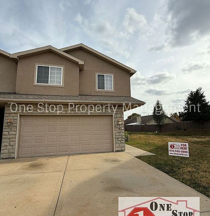 1st image of 531 NW Fieldcrest Dr