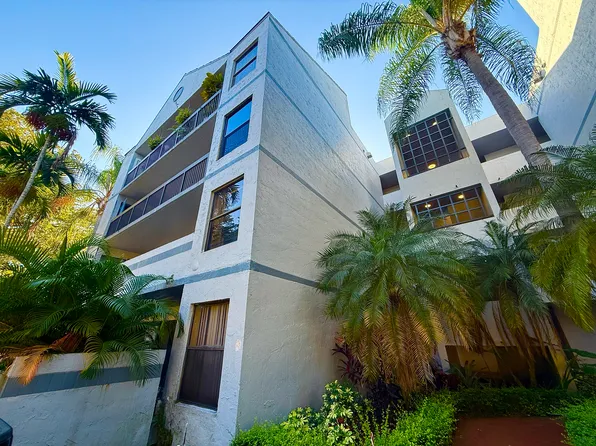 8888 SW 131st Ct APT 104, Miami, FL 33186
