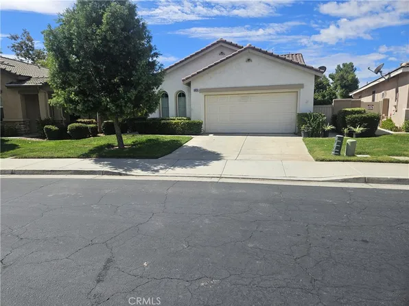 28239 Long Meadow Dr, Menifee, CA 92584