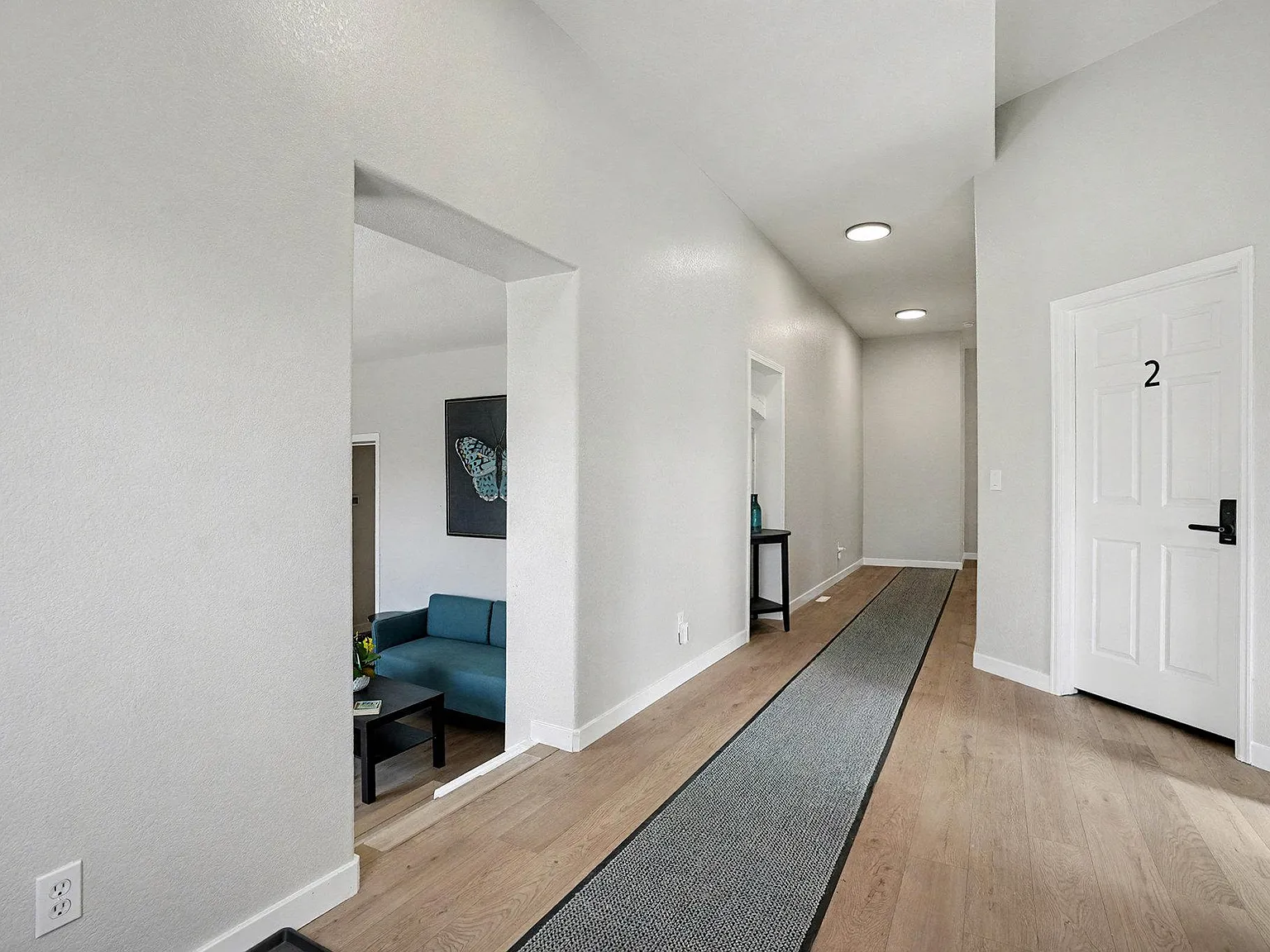 4 bed, 3.5 bath, 2188 sqft, $1,135 — Photo 2