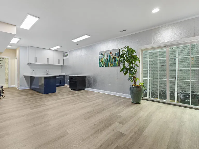 4900 Quixote Ct — Photo 21