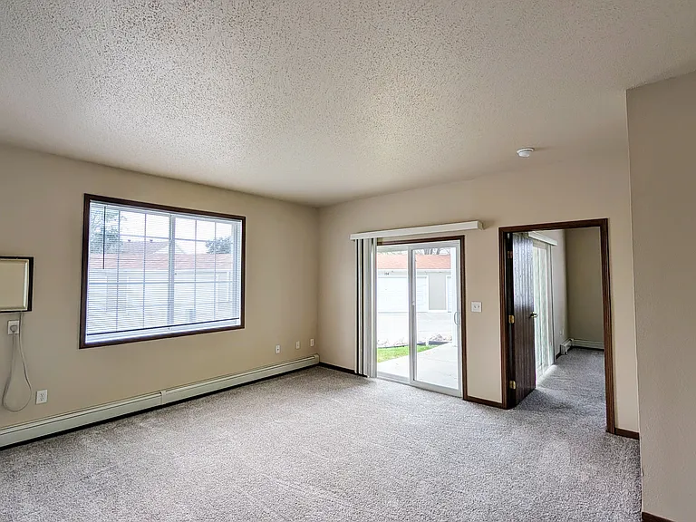 Amber Crossing Apartments — Photo 12