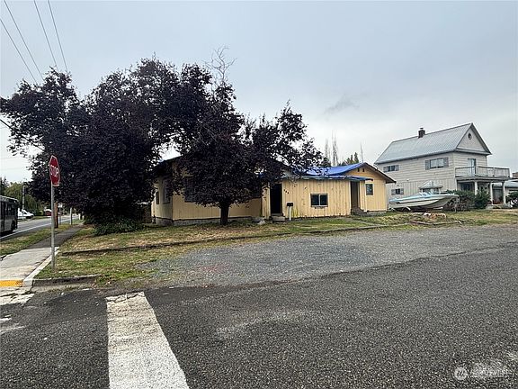 3rd image of 703 M Street