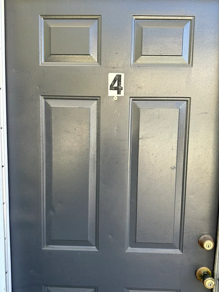 2 bed, $1,900 — Photo 3
