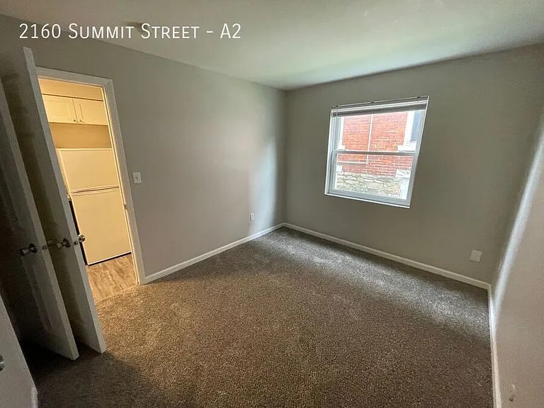 2160 Summit St #A2 — Photo 7