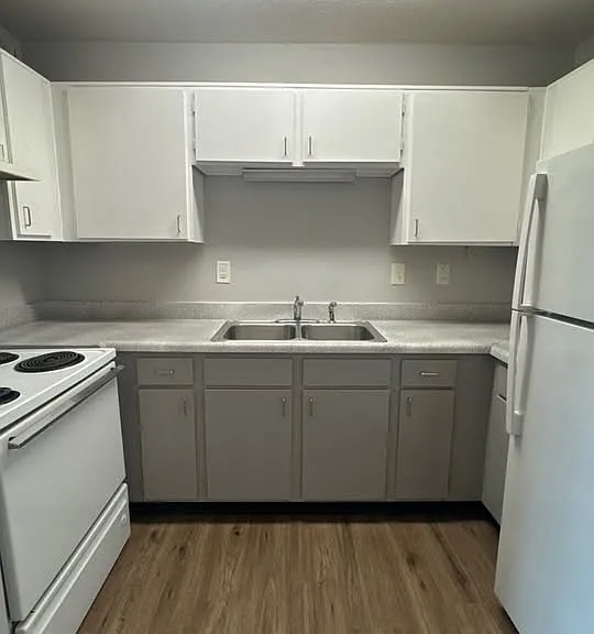 4105 Blue Lick Ct #4 — Photo 1
