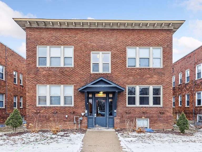 1712 Grand Ave — Photo 13