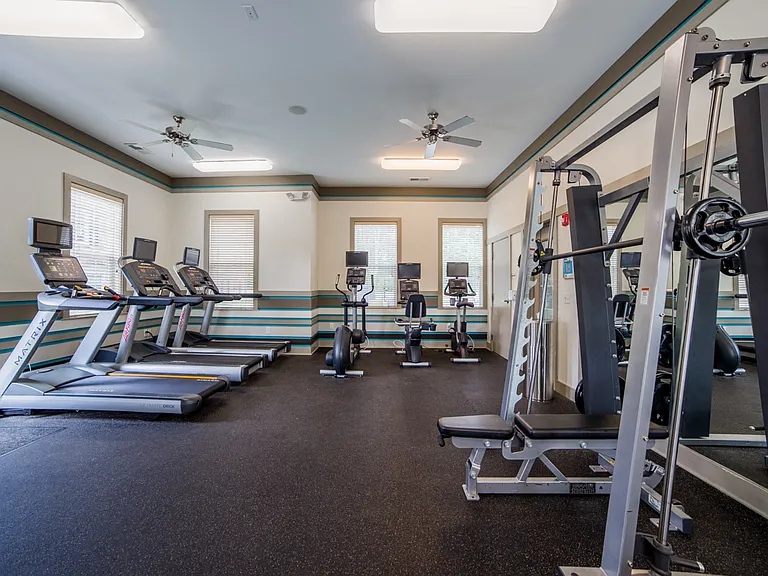 Monon Place I (Classic and Renovated), Managed by Buckingham Monon Living — Photo 8