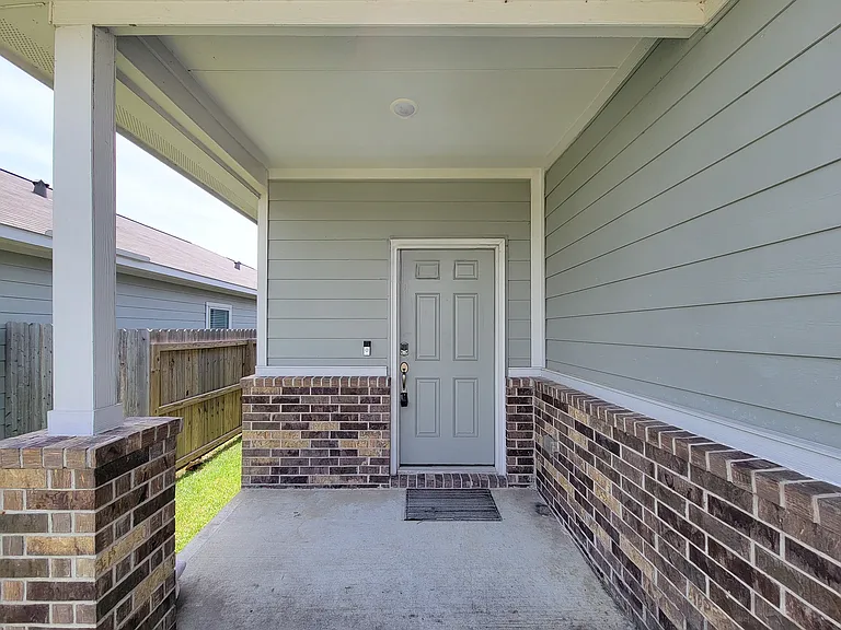 25395 Northpark Lake Dr — Photo 4