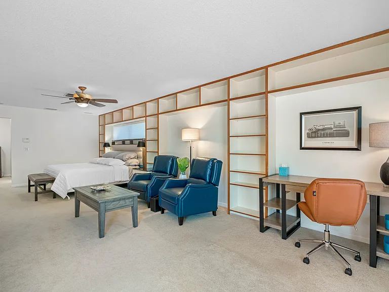487 Island Way — Photo 40
