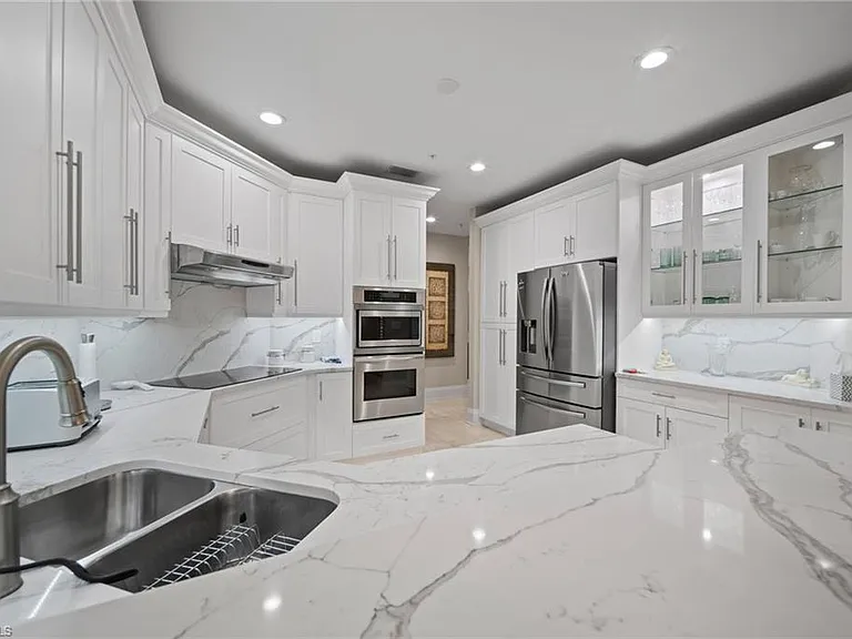 261 Colonade Cir #2701 — Photo 11
