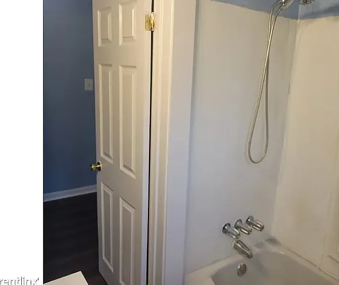 4103 Walrad St #1B — Photo 7