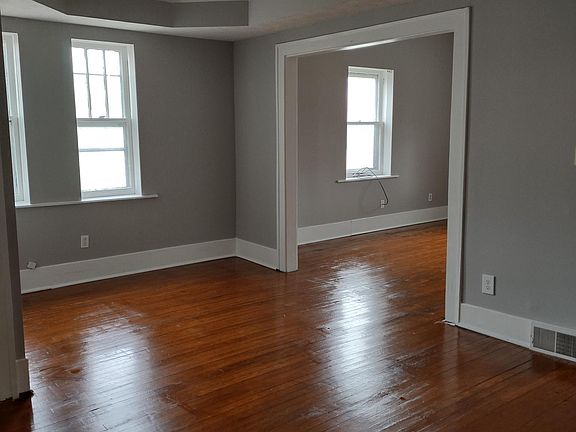 Dinning room and Living room. Tray ceiling.