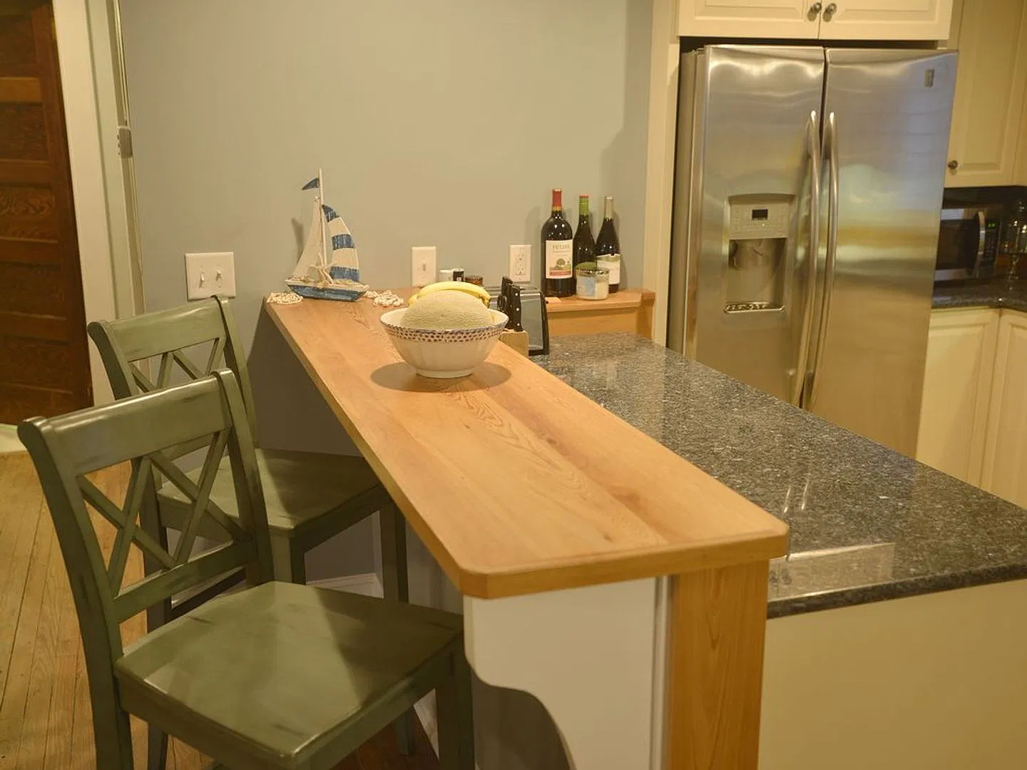 Charming 2BR/1.5BA Home in West Ashley W/D, Dishwasher, Great Location! — Photo 3