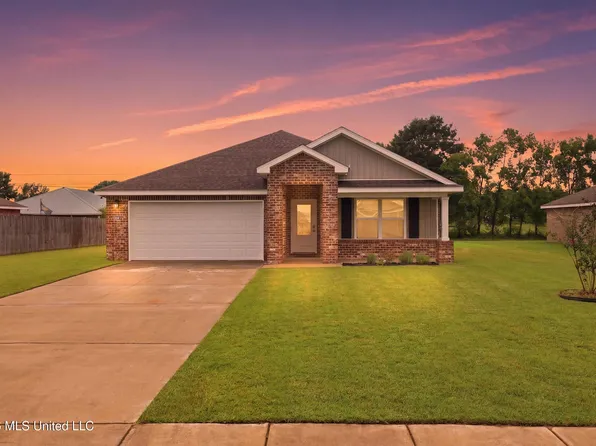 9467 Emersyn Ln, Biloxi, MS 39532