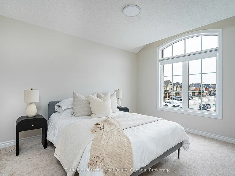 45 McLean Ave — Photo 31