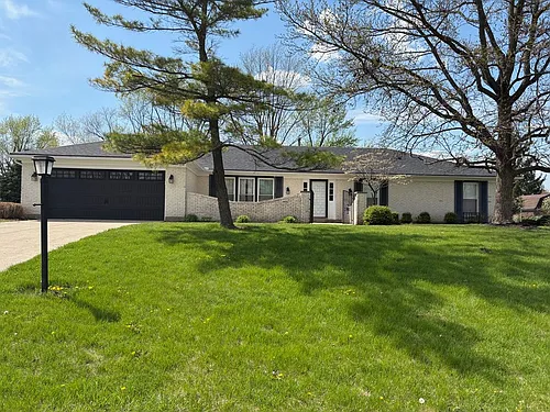 2087 Granada Dr Photo 1