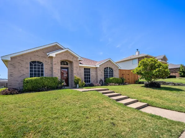 2504 Redfield Dr, Mesquite, TX 75181