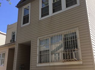 7121 70th St, Ridgewood, NY 11385