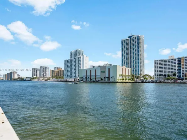 600 Parkview Dr APT 422, Hallandale Beach, FL 33009