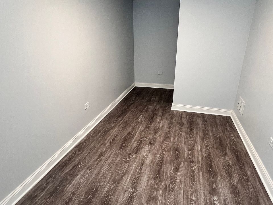 1st floor bedroom 1