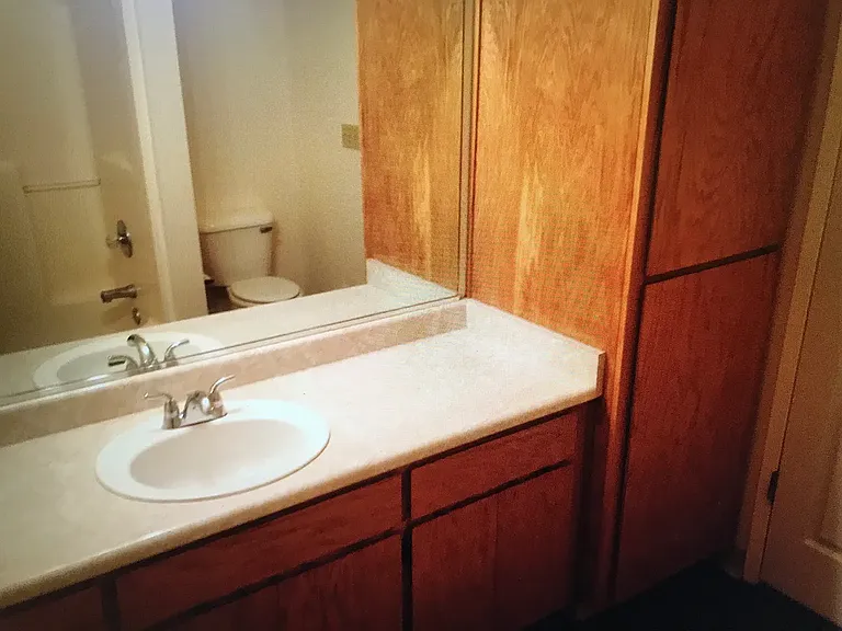 Juniper Arms — Photo 11