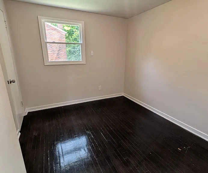 204 Bart Dr — Photo 5