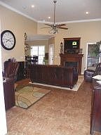 4th image of 389 White Oak Ln