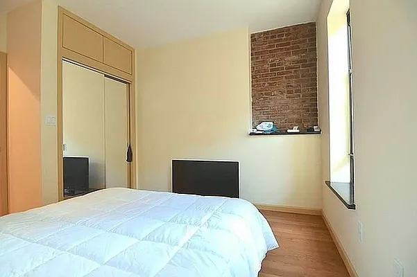 Rented by J Misrahi Realty Corp | media 3