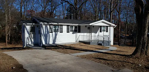 1711 Alexsandria Rd Photo 1