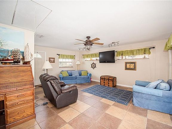 5th image of 4819 Kimball Ct E