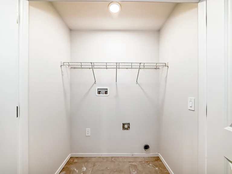 142 Chappelle Dr SW — Photo 16