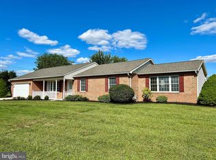 3030 Emmanuel Dr, York, PA 17408