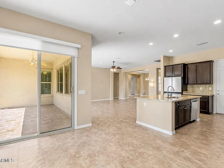 2827 E Muirfield St — Photo 16