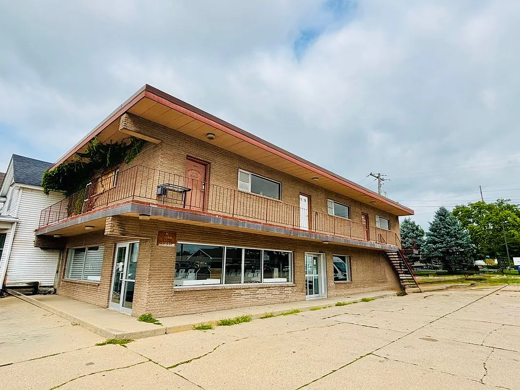 1 bed, 1.0 bath, 800 sqft, $1,100 — Photo 1