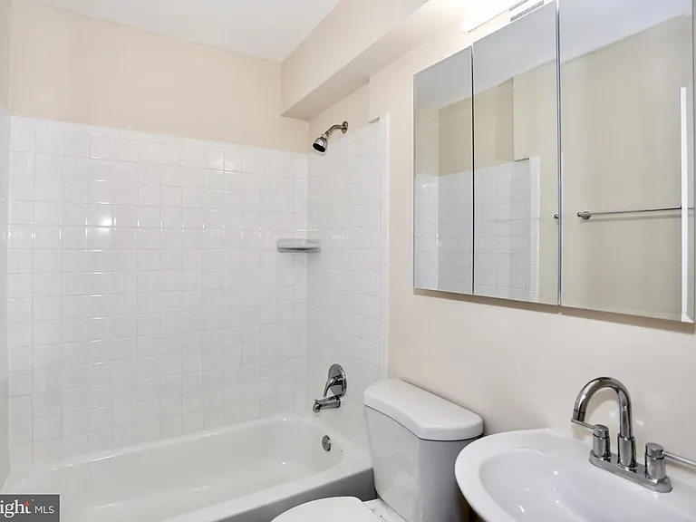 1727 Massachusetts Ave NW #810 — Photo 9