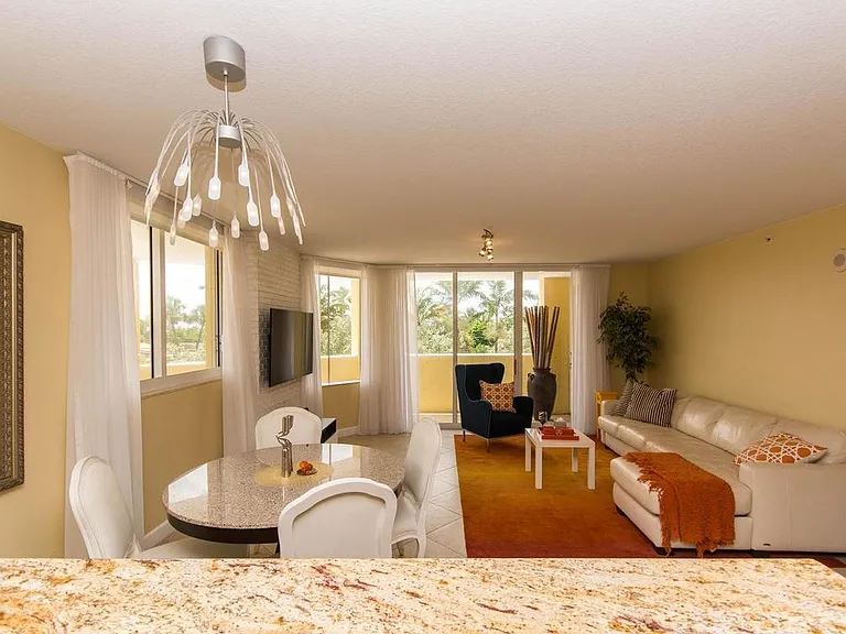 2001 N Ocean Blvd #202 — Photo 9