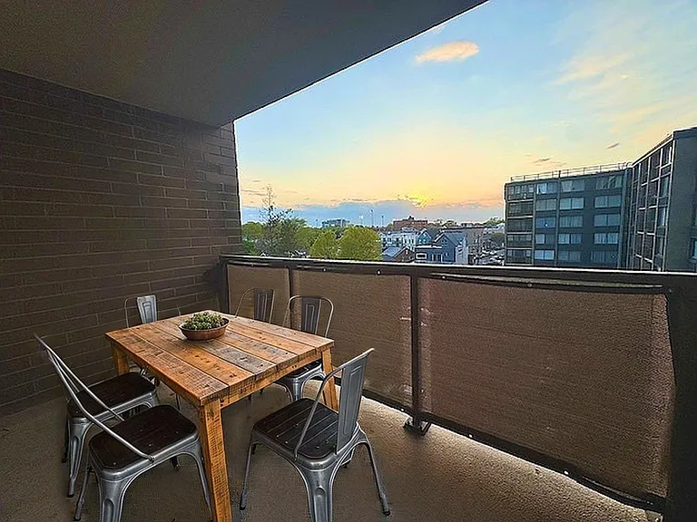 9060 Palisade Ave #811 — Photo 11