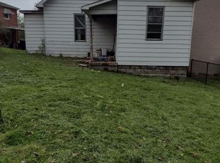 311 Leona Ct, Fairmont, WV